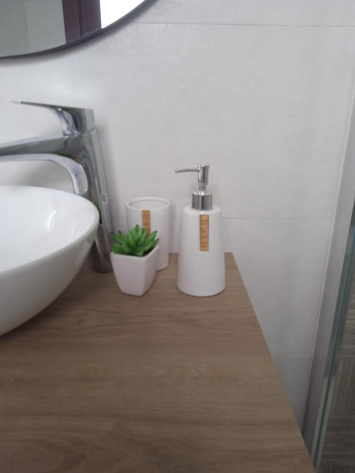 Charming & Quiet Apartment In Plaza Del Salvador Sevilla Bagian luar foto